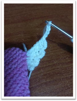 Amigurumi Winged Heart – step 25