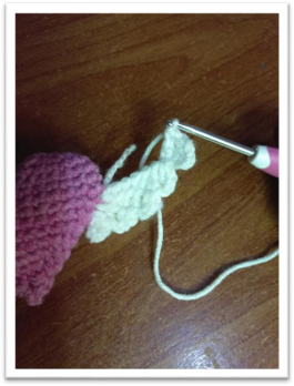 Amigurumi Winged Heart – step 27