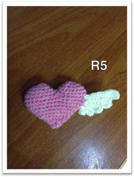 Amigurumi Winged Heart – step 32