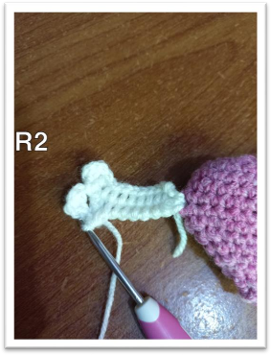 Amigurumi Winged Heart – Row 6