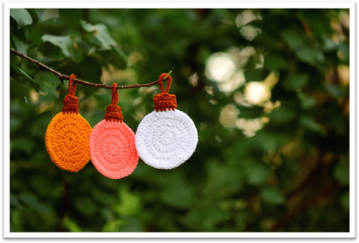 crochet christmas baubles – step 1