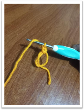 crochet christmas baubles – step 4