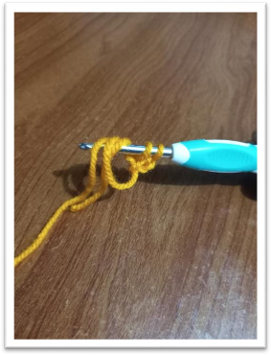 crochet christmas baubles – step 6