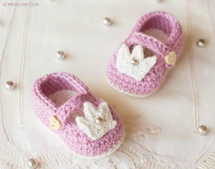 Crocheted baby booties