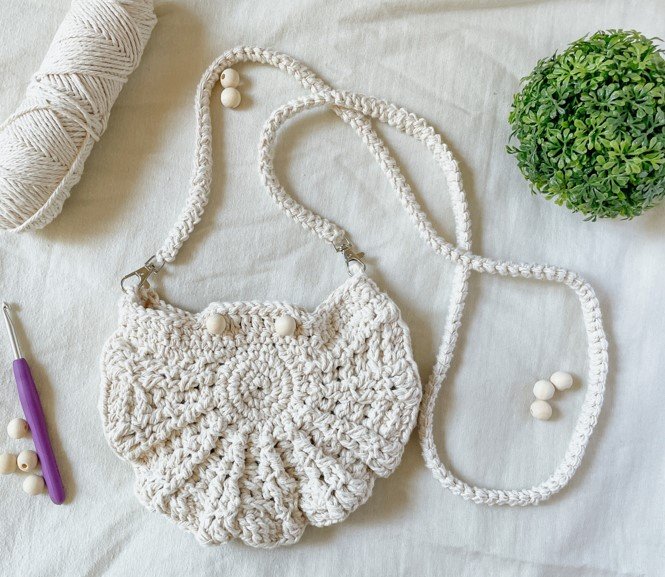Boho Sling Bag crochet pattern with a stylish handmade design