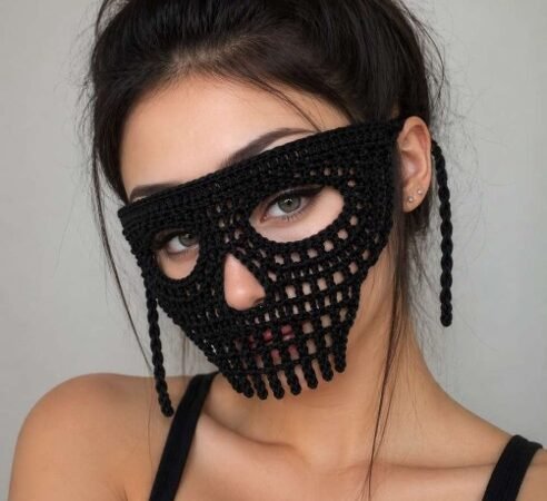 Crochet Skull Lace Mask – Free Pattern